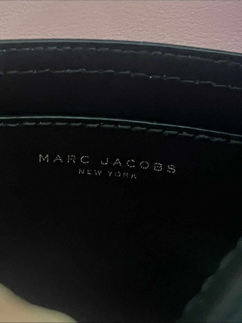 Marc Jacobs Iconic Bucket Bag Luxury Elegant Leather Timeless Black Travel - Picture 6 of 10